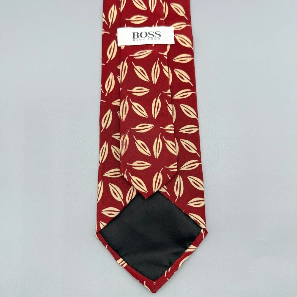 Boss Hugo Boss Tie Mens Red Tan Floral Leaf 100% Silk Necktie‎ Luxury Italy